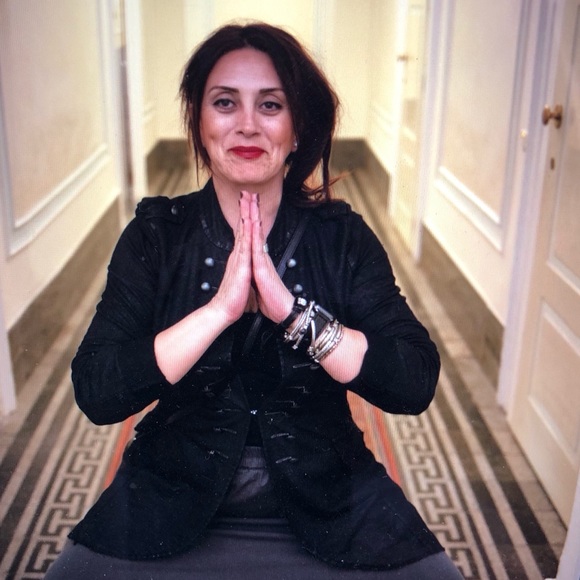 Meet your Posher, Fifi - Picture 3 of 7